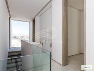 Luxury Barsha Villas near at MOE|4 Bedroom