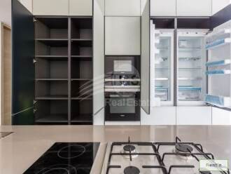 Luxury Villas in the most Prestigious in Barsha 1