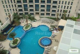 Elegant Fully Furnished Studio with Boulevard View|Standpoint A