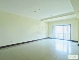 Fresh listing | Sea view| Ready to move