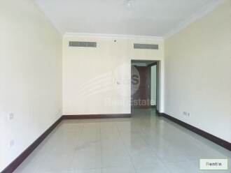 Fresh listing | Sea view| Ready to move