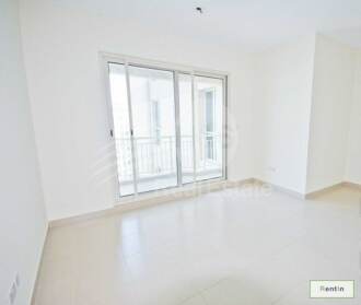 Well-maintained/Golf and Lake view