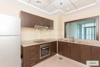 Unfurnished, Closed Kitchen w/Community view