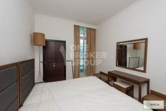 Mid floor with Full Marina and Sea Views