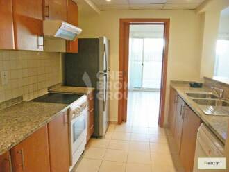 Huge Courtyard|2 BR plus study|Near pool