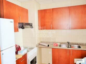 Spacious 1 BR Apt,High Floor Marina View