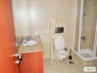 Spacious 1 BR Apt,High Floor Marina View
