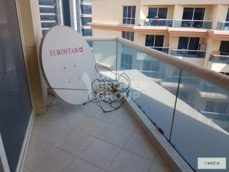 2 BR spacious apt on high floor  with 3 bathrooms