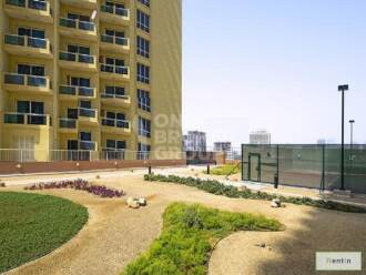 2 BR spacious apt on high floor  with 3 bathrooms