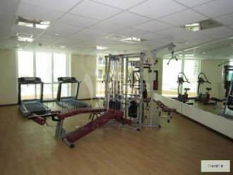 2 BR spacious apt on high floor  with 3 bathrooms