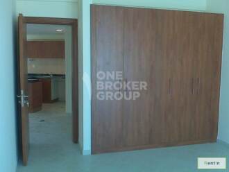 2 BR spacious apt on high floor  with 3 bathrooms