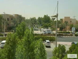 Large 1 BR Apt 1004 sq.ft. + storage in Med Cluster in Street 4