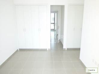 Well-Kept 3 BR Townhouse | Back to Back