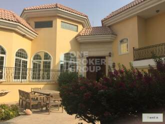 Priced Reduced | Villa 6 Bedroom w/ Maids