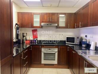 Fully Furnished 1 BR Apt. Near to Metro