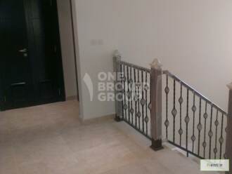 Landscaped 5BR Villa,Dubai Style, 2 Chqs