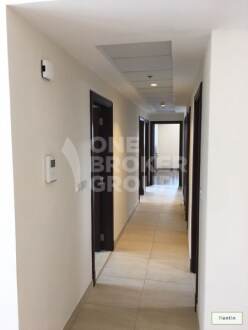 Large 2 Bed with Maids Apt , Pool View