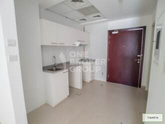 Huge Studio w/ balcony Al Khail Heights
