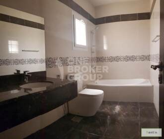 5 BED + MAID + GARDEN, INDEPENDENT VILLA
