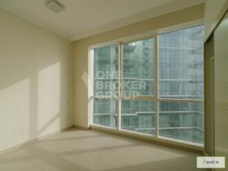 2BR plus Maids Beachfront Apt, Sea View