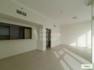 2BR plus Maids Beachfront Apt, Sea View