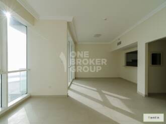 2BR plus Maids Beachfront Apt, Sea View
