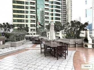 Spacious and large Studio, full Lake view