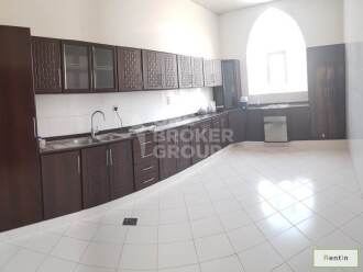 5 BR w/ Maids room + Garden, Independent