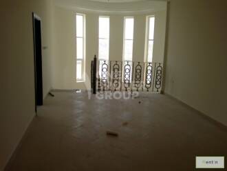 5 BR w/ Maids room + Garden, Independent