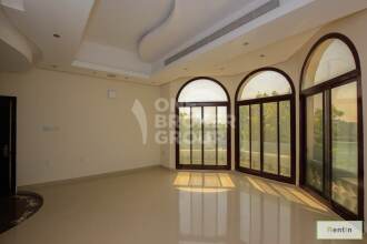 Brand New 6 bedroom  Villa Arabic Style