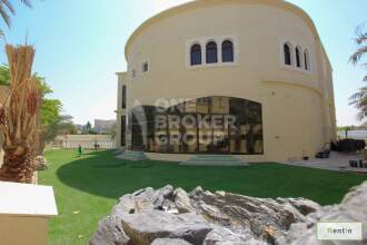 Brand New 6 bedroom  Villa Arabic Style