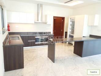4 Bedroom VILLA with Private  Pool, Driver & Maid