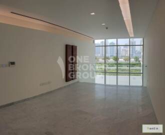 4 Bedroom VILLA with Private  Pool, Driver & Maid