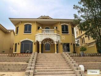Fantastic 4BR Central Rotunda Garden Home