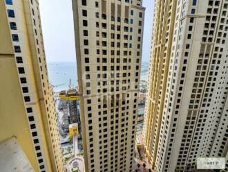 Large 3BR,Partial sea view, Clean,Vacant