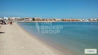 Fully Furnished Infinity Pool Apartment