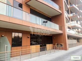 Rare Apartment,Private Garage,Beach Front