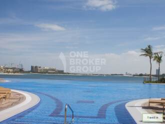 Water Front Apartment with EnSuite 2 BR