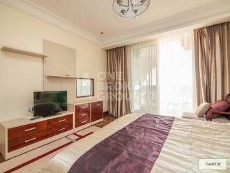Rare,Private Garden,Furnished Grandure