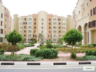 Well maintained 1 Bed Apt w/ Garden View