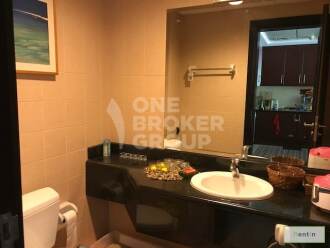 Well maintained 1 Bed Apt w/ Garden View