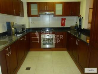 Fully Furnished 1 Bed, Ready to Move in