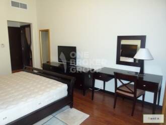 Fully Furnished 1 Bed, Ready to Move in