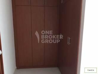 Vacant,1BR with Balcony,Semi Open Kitchen