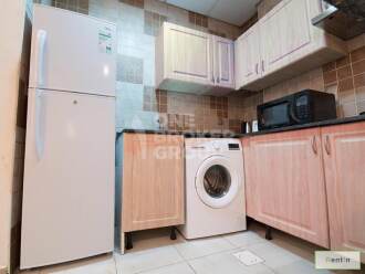 Elegant 2 Bed with Balcony, Vacant Unit