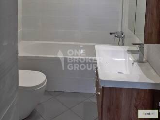 Brand New 1 BR Apt with Equipped Kitchen