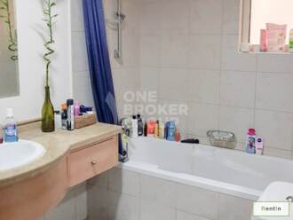 High Floor, Canal view, 1 BR Apt, Vacant