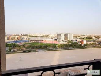 High Floor, Canal view, 1 BR Apt, Vacant