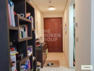 High Floor, Canal view, 1 BR Apt, Vacant