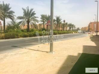 Brand New, Prime Location Retail In JVC